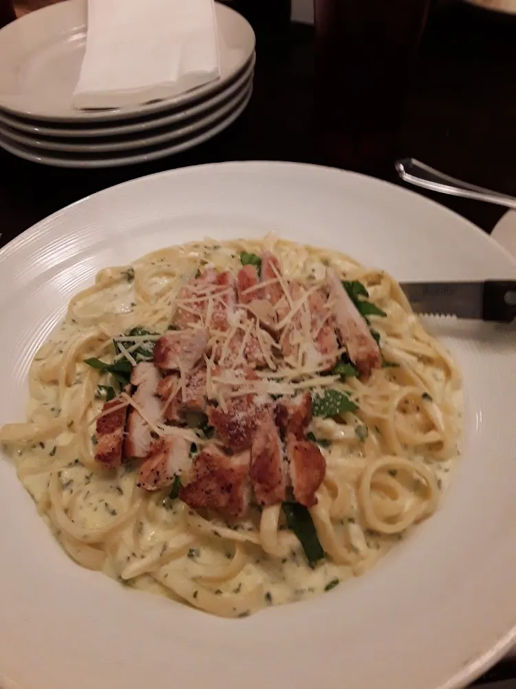 Fettuccine Alfredo Chicken