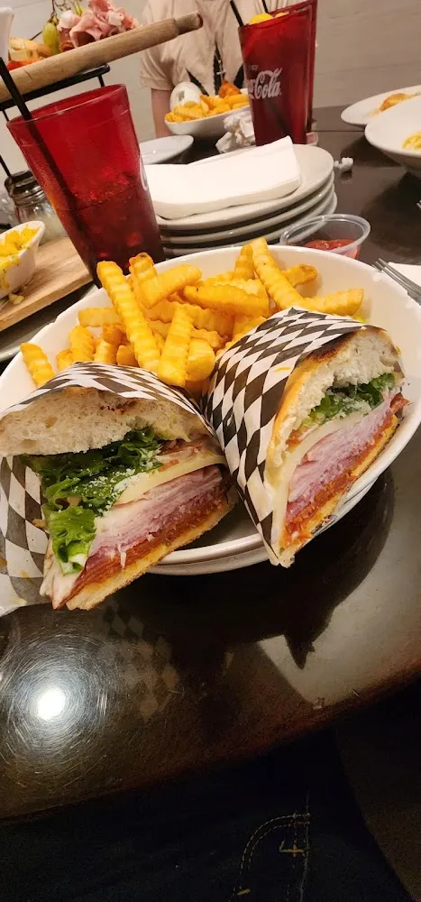 Ultimate Italian Sub